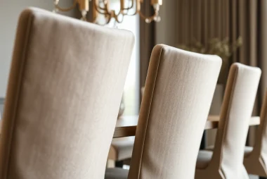 Adorn your dining space with elegant housses de chaises that enhance your decor.